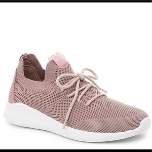 Aldo Camera sneaker size 6.5 Pink BRAND NEW W BOX